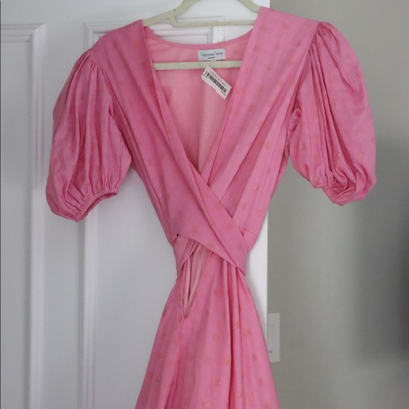 Monsoon and Beyond Dresses & Skirts - 🆕 Pink and Gold Polka Dot Dress